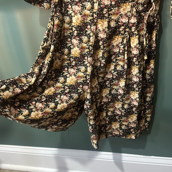 Vintage Floral Print Women's Romper Size M 😻 - Picture 3 of 5